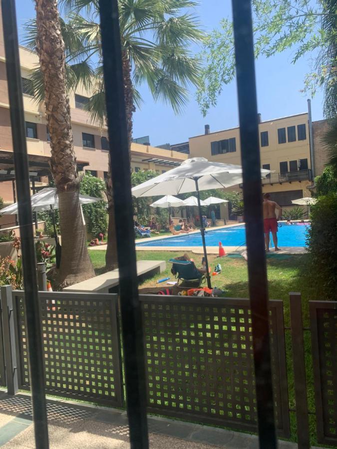 Apartamento Proximo Al Centro De 2 Dormitorios Con Piscina. Sevilla Exteriör bild