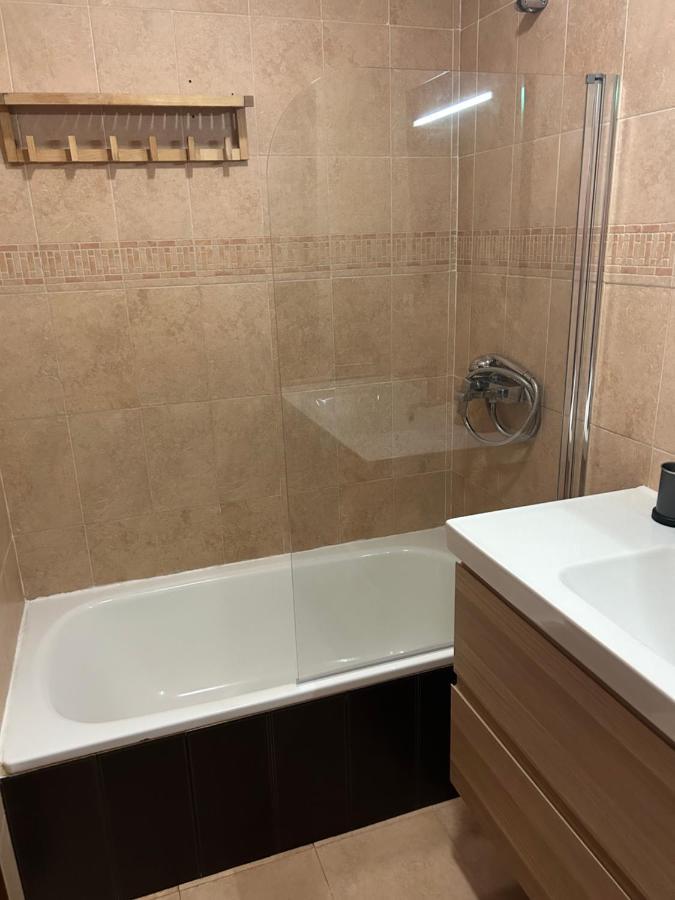 Apartamento Proximo Al Centro De 2 Dormitorios Con Piscina. Sevilla Exteriör bild