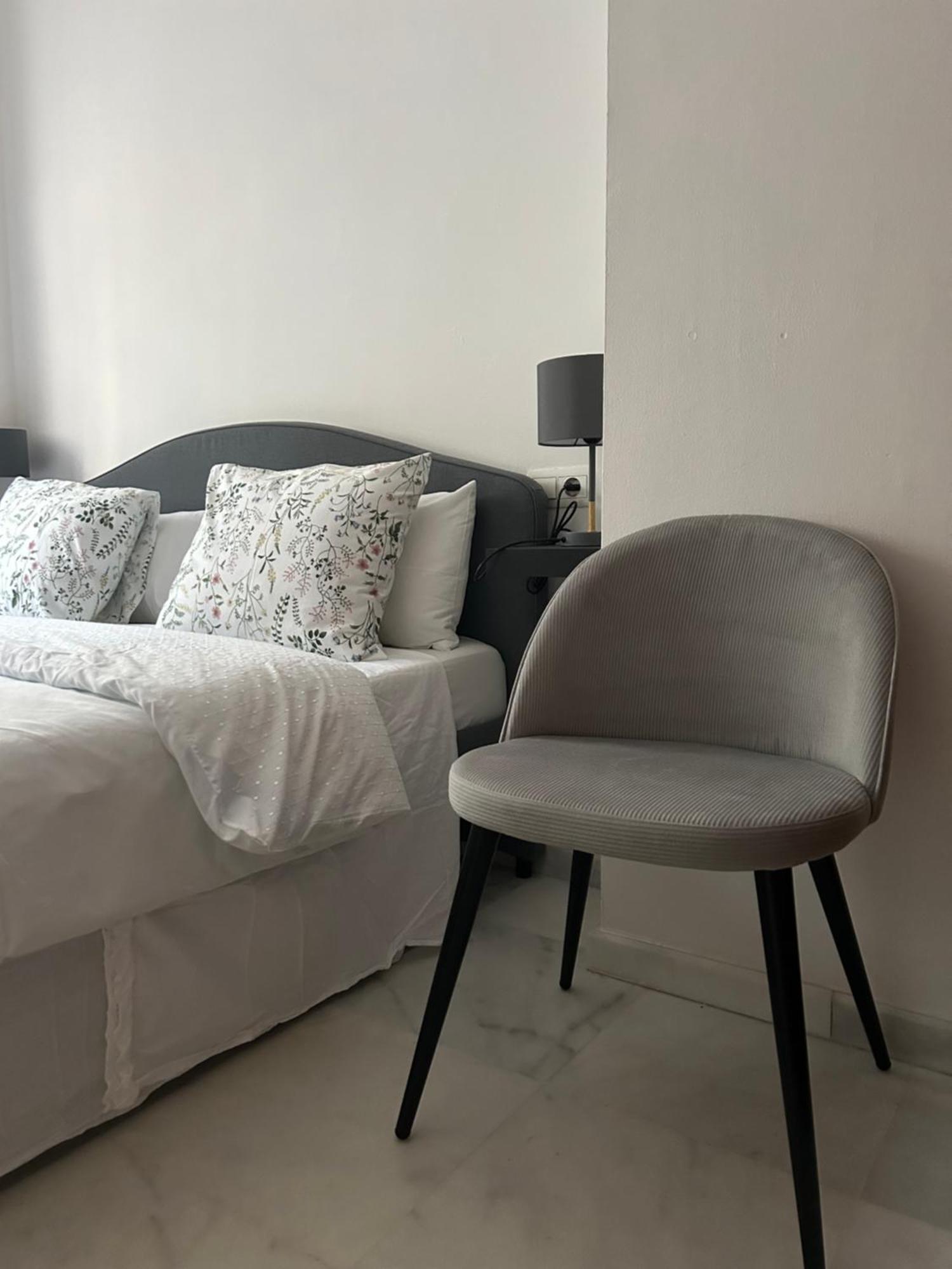 Apartamento Proximo Al Centro De 2 Dormitorios Con Piscina. Sevilla Exteriör bild